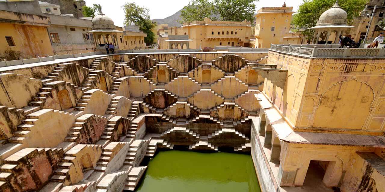 panna meena ka kund​